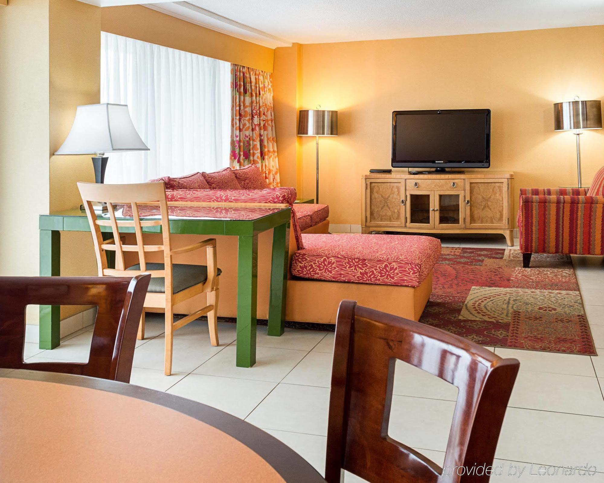 Coastal Hotel & Suites Virginia Beach - Oceanfront Kültér fotó